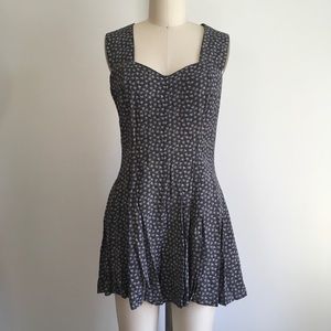 Vintage Alyn Paige 1990’s romper rayon